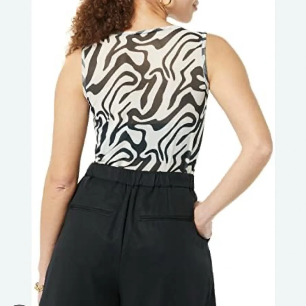 Terea Black & White Zebra Print Sleeveless Mesh Bodysuit Size XL New with Tag - Picture 3 of 8